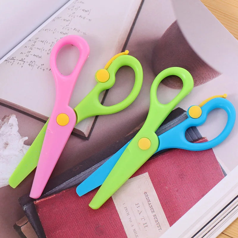 Kids’ Safety Training Scissors Set
