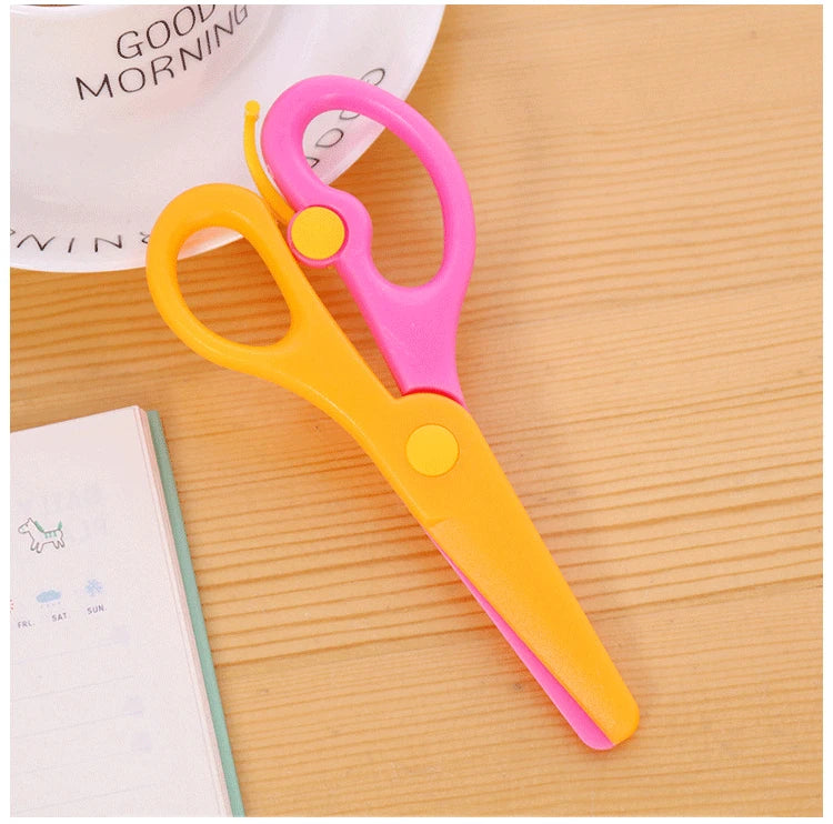Kids’ Safety Training Scissors Set